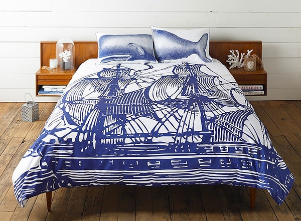 ผ้าปูที่นอนเรือยักษ์กลางทะเล