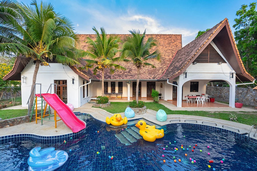 Forest House Pool Villa Pattaya